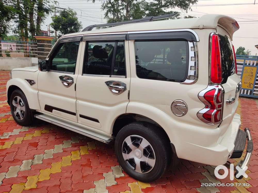 Mahindra Scorpio Classic 2.2 S Mt 9 Str, 2022, Diesel