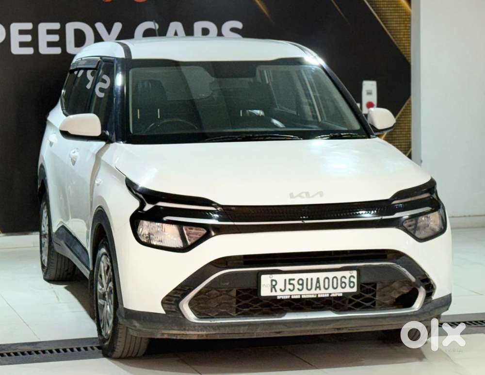 Kia Carens D1.5 6mt Premium 07, 2023, Diesel