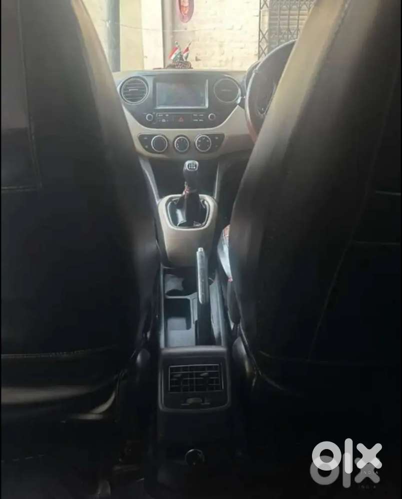 Hyundai Grand I10 2020 Petrol 100000 Km Driven