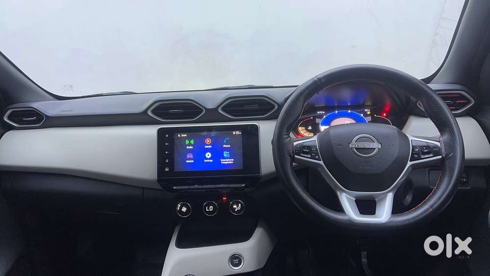 Nissan Magnite 1.0 Xv, 2022, Petrol