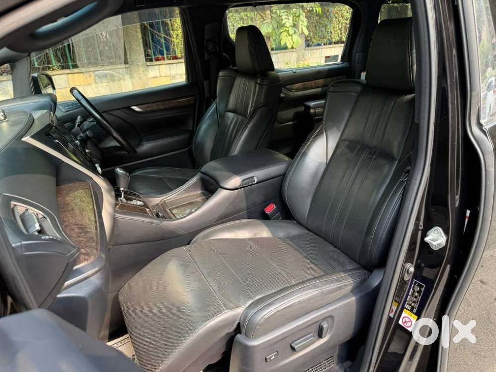 Toyota Vellfire Vip – Executive Lounge, 2019, Petrol