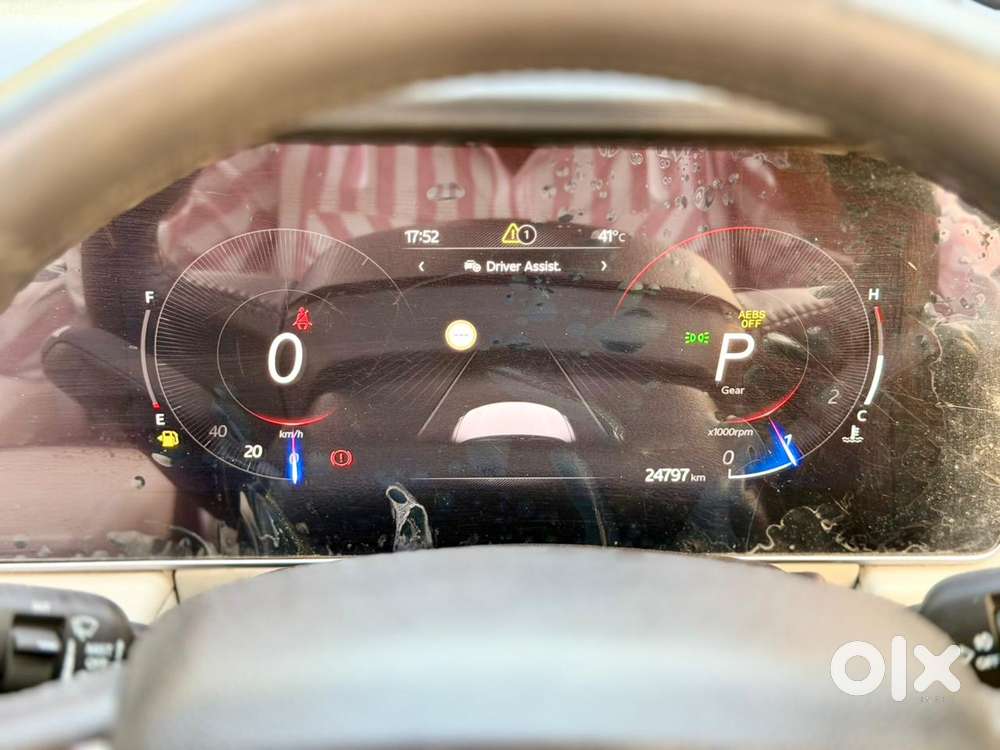 Mahindra Xuv700 2.2 Ax 7 Diesel At Luxury Pack Str, 2025, Diesel