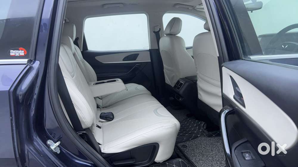 Mahindra Xuv700 2.2 Ax 5 Diesel Mt 7 Str, 2023, Diesel