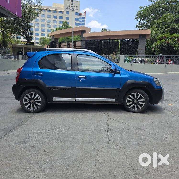 Toyota Etios Cross 1.5l V, 2014, Petrol