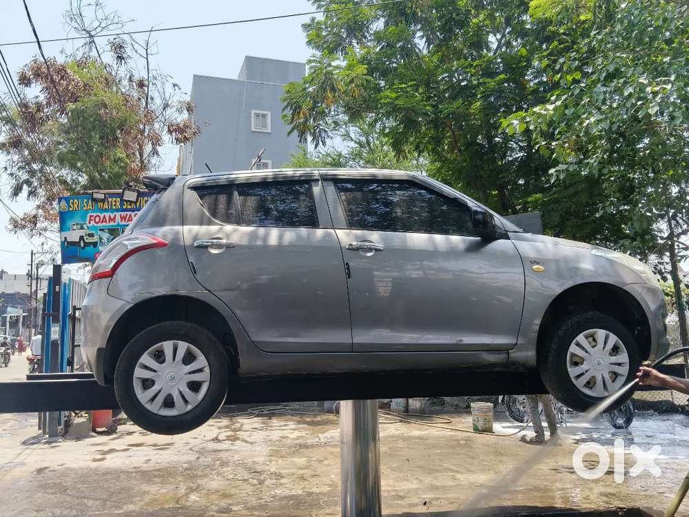 Maruti Suzuki Swift 2012 Petrol 90000 Km Driven
