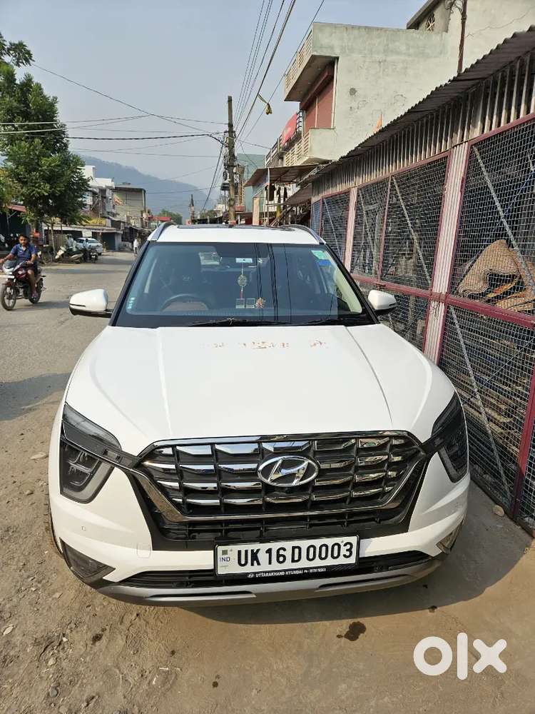 Hyundai Alcazar 2023 Petrol Well Maintained