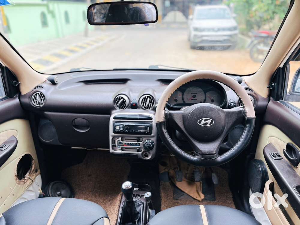 Hyundai Santro Sportz 2011 Car