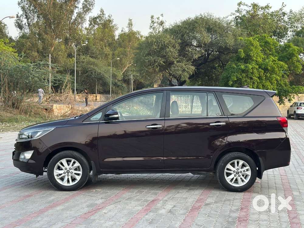 Toyota Innova Crysta 2.4 Vx Mt 8s, 2017, Diesel