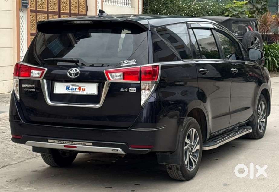 Toyota Innova Crysta 2.4 G Mt 7 Str, 2021, Diesel