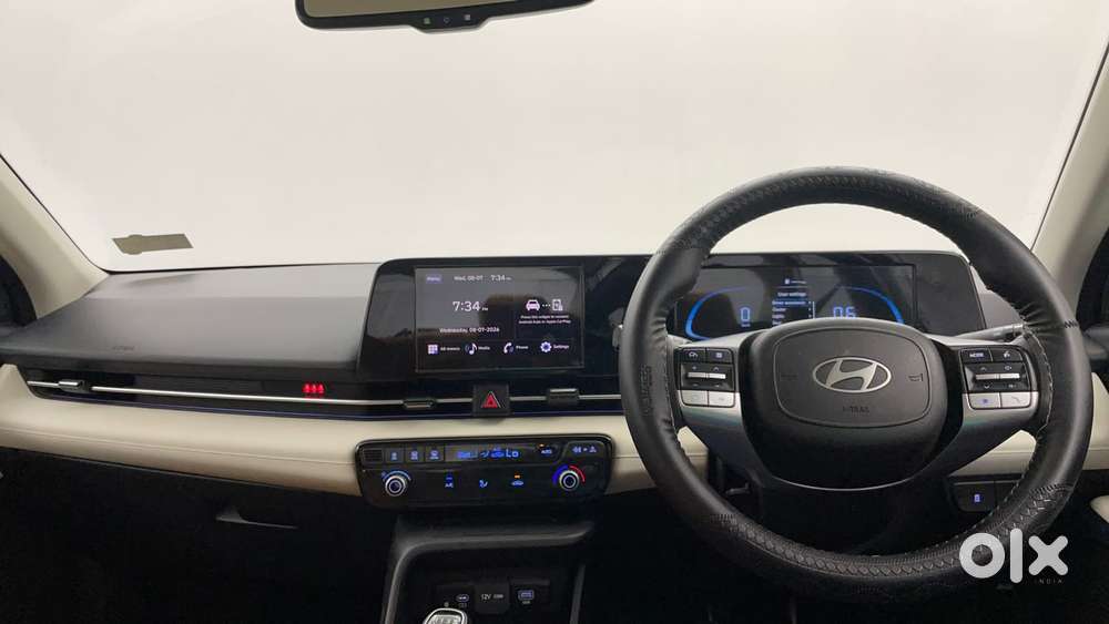 Hyundai Verna 1.5 Sx Petrol Mt, 2023, Petrol