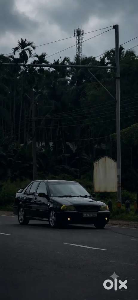Maruti Suzuki Esteem Vxi 2005
