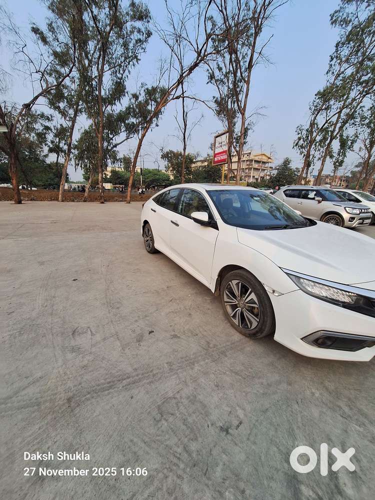 Honda Civic 1.8 V Mt Sunroof, 2019, Petrol