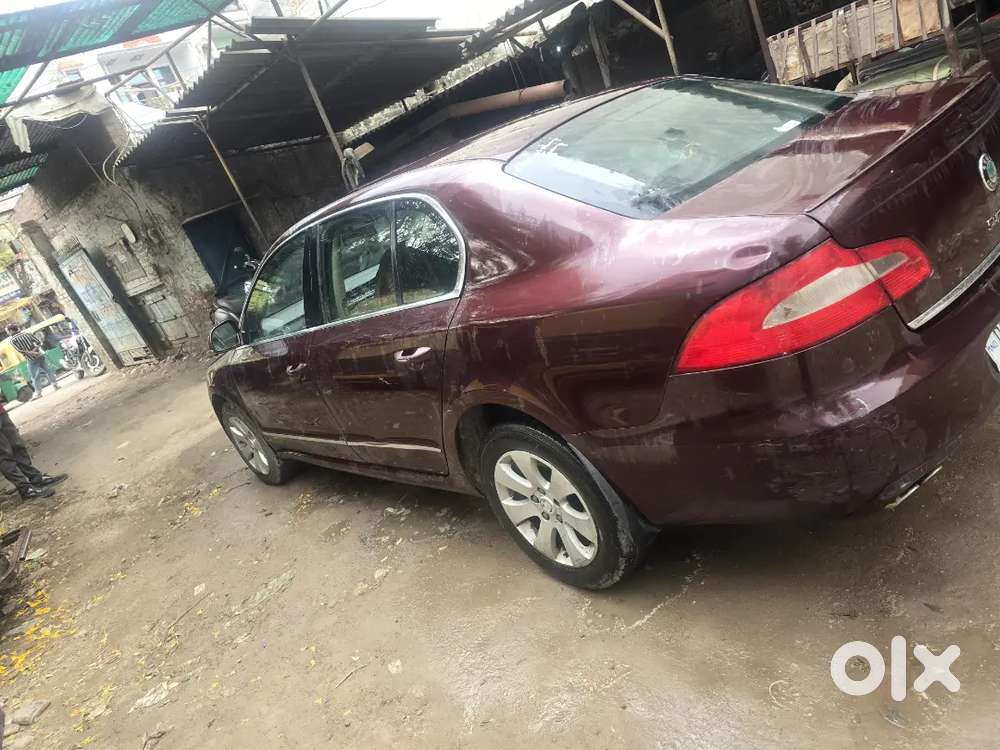 Skoda Superb 2012 Petrol And Cng Well Maintained