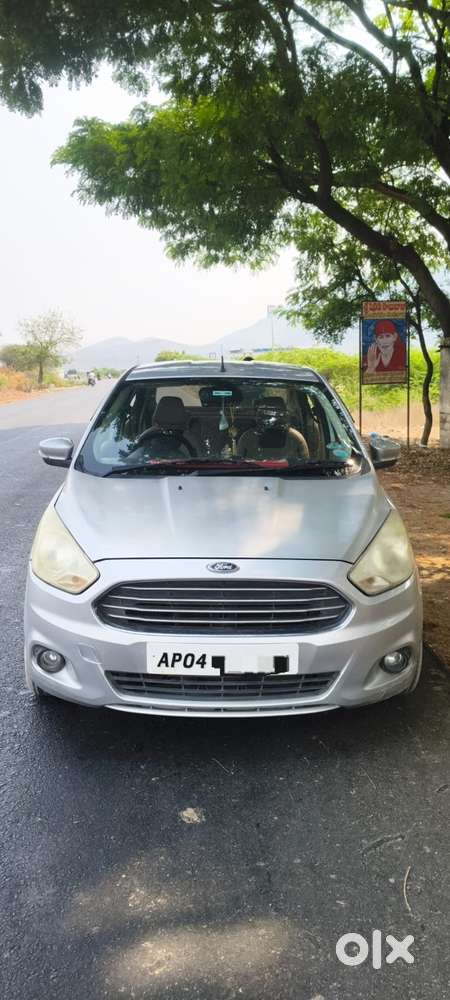 Maruti Suzuki Dzire 2017-2020 1.2 Lxi, 2021, Petrol