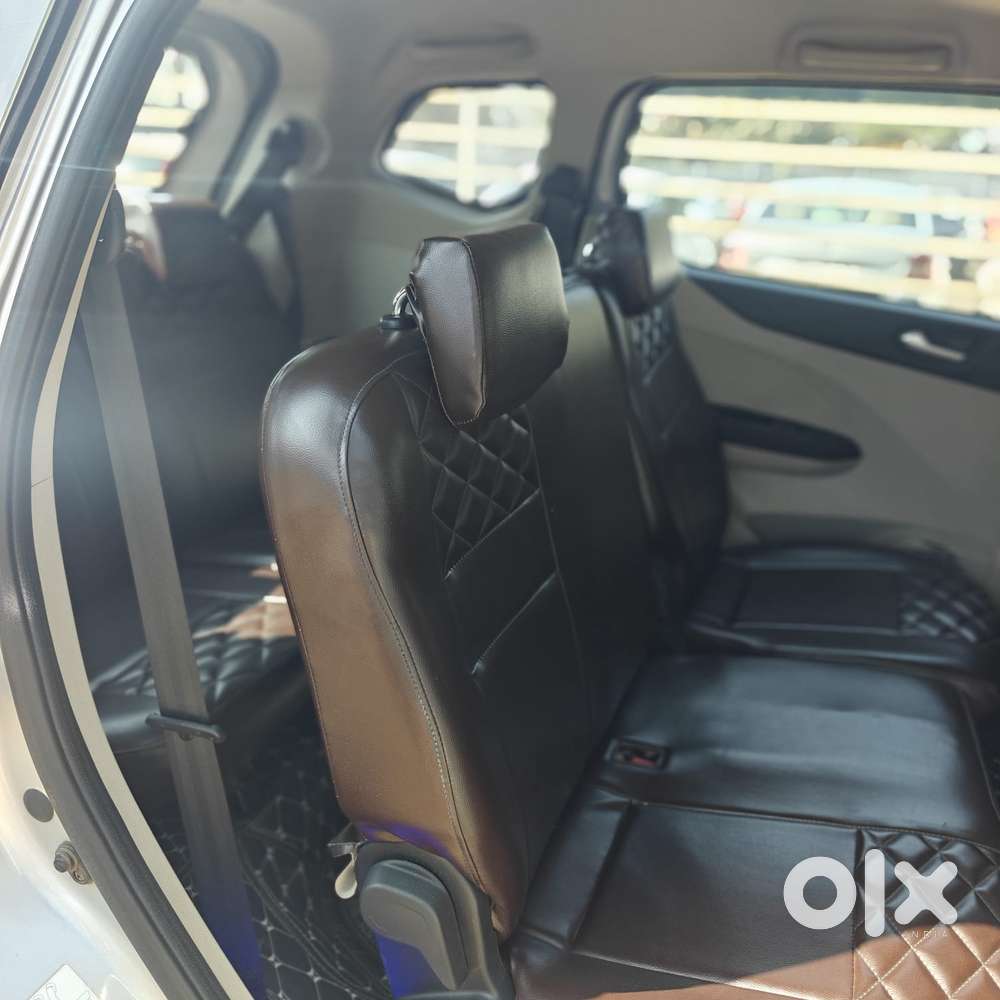 Renault Triber Rxz, 2020, Petrol