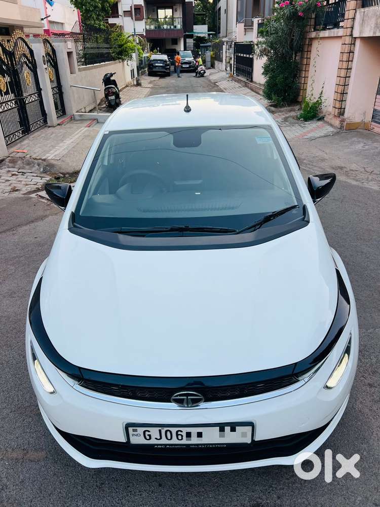 Tata Altroz Xz, 2022, Petrol