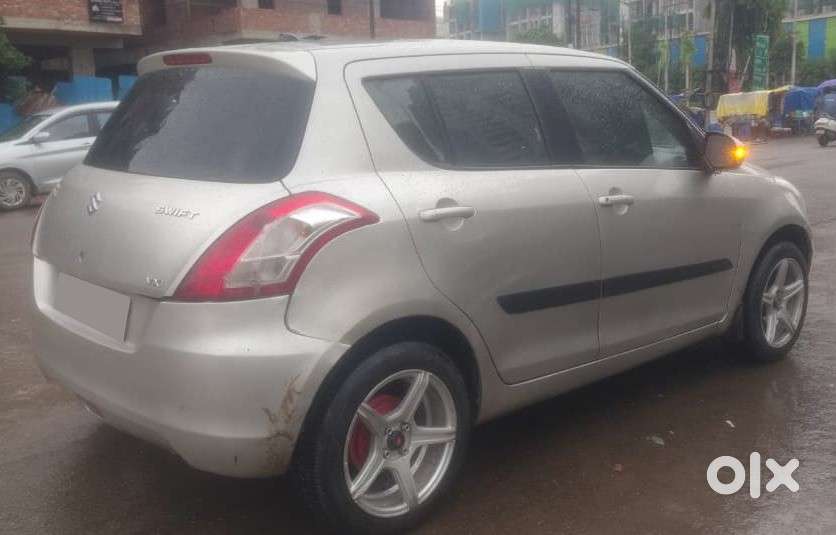Maruti Suzuki Swift Vxi, 2015, Petrol