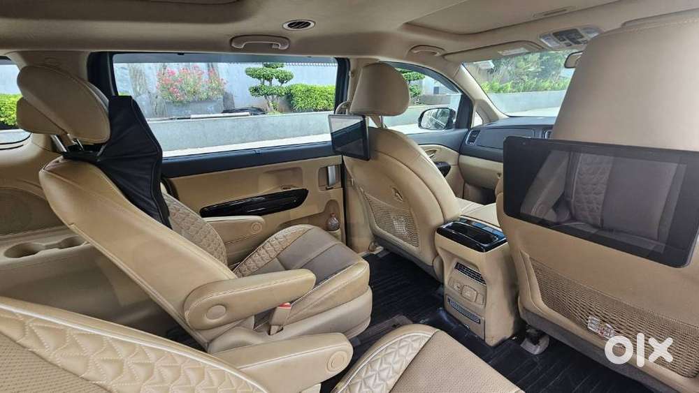 Kia Carnival Limousine Plus 7 Str, 2022, Diesel