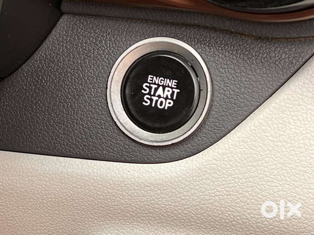 Hyundai Aura Sx Plus Automatic, 2020, Petrol