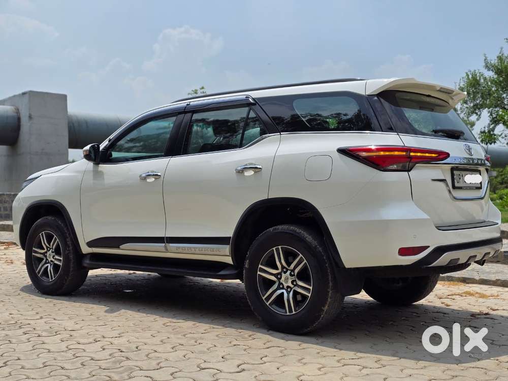 Toyota Fortuner 4x2 At 2.7 Petrol, 2022, Petrol