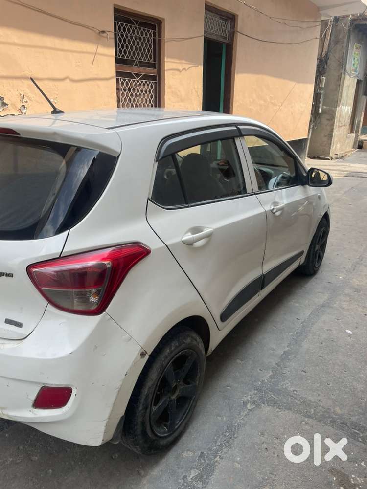 2016 Hyundai Grand I10 Car