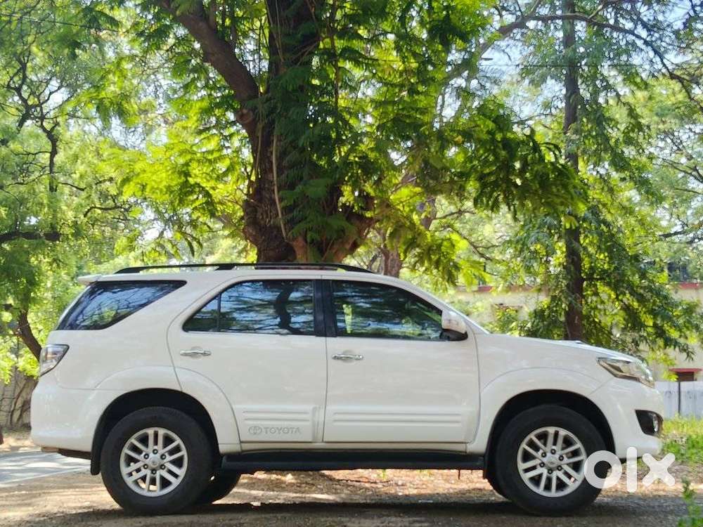 Toyota Fortuner 3.0 4x2 Mt, 2012, Diesel