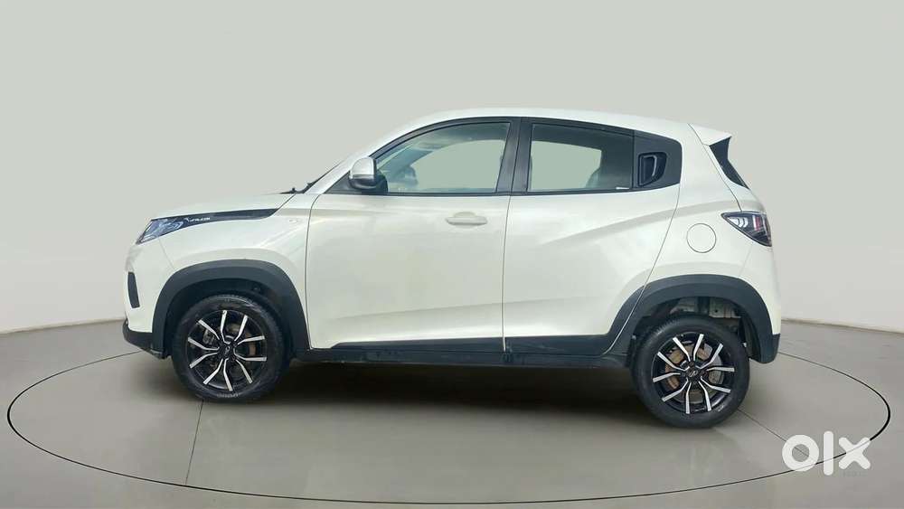 Mahindra Kuv100 Nxt 1.2 K8 Petrol 6 Str Dual Tone, 2018, Petrol