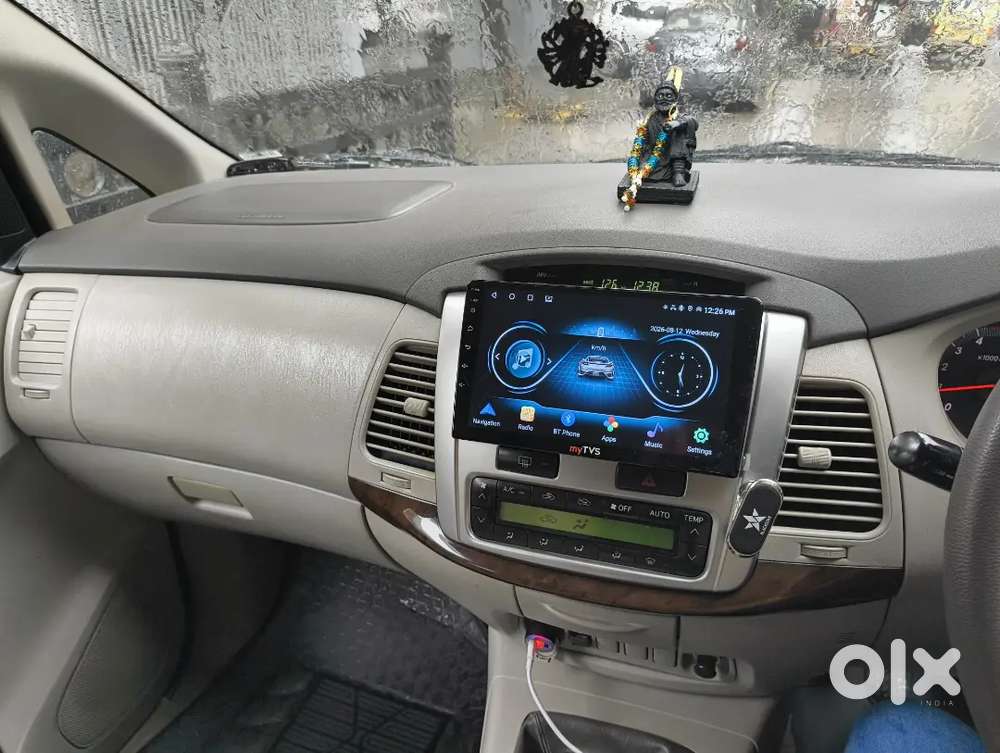 Toyota Innova 2.5 V 2012