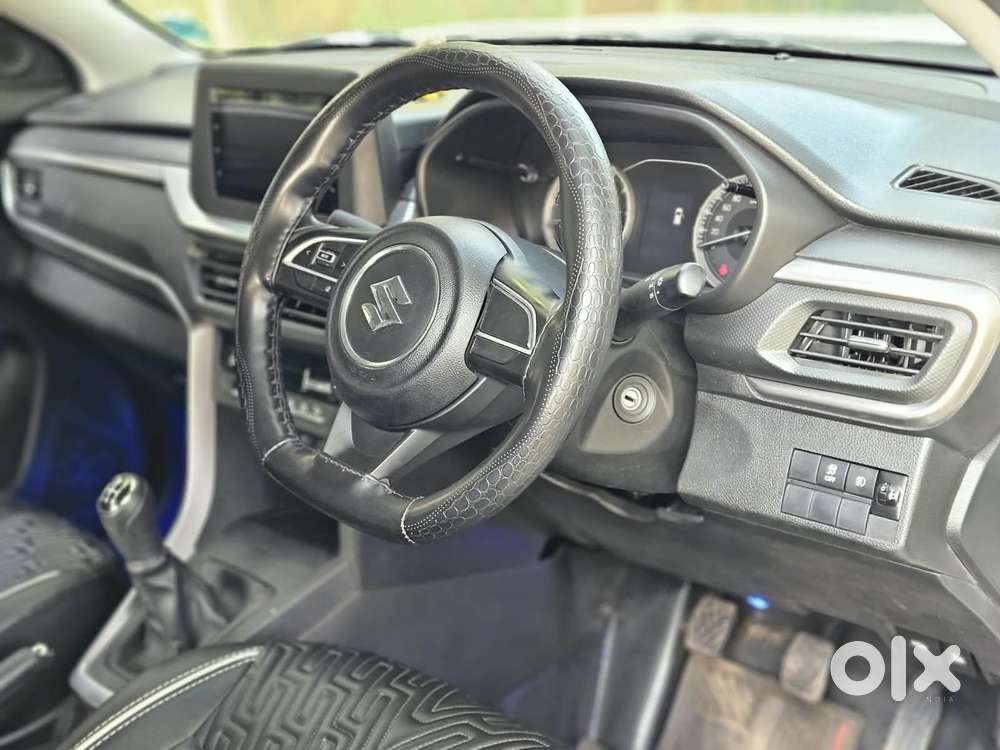 Maruti Suzuki Brezza 1.5 Lxi Smart Hybrid, 2024, Petrol