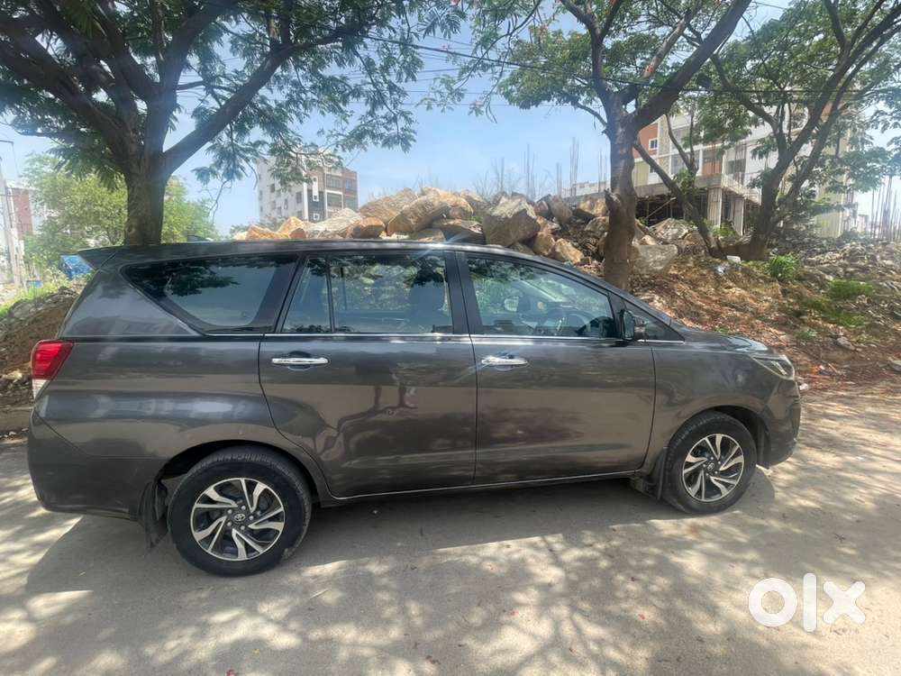 2021 Toyota Innova Crysta