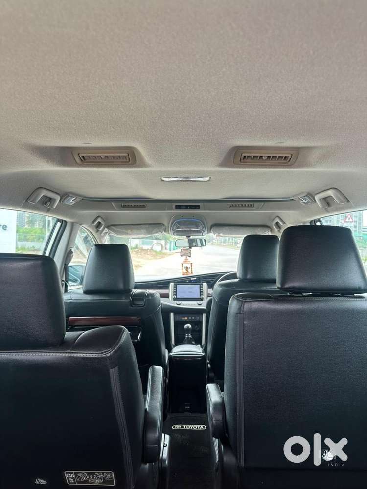 Toyota Innova Crysta Zx 2.4 Diesel 7 Seater, 2022, Diesel