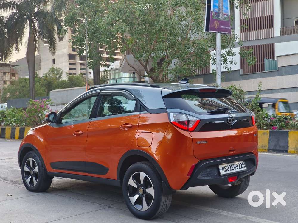 Tata Nexon 1.2 Revotron Xza Plus Dualtone, 2018, Petrol