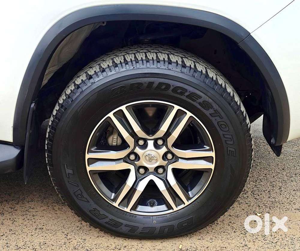 Toyota Fortuner 4x2 At 2.8 Diesel, 2022, Diesel