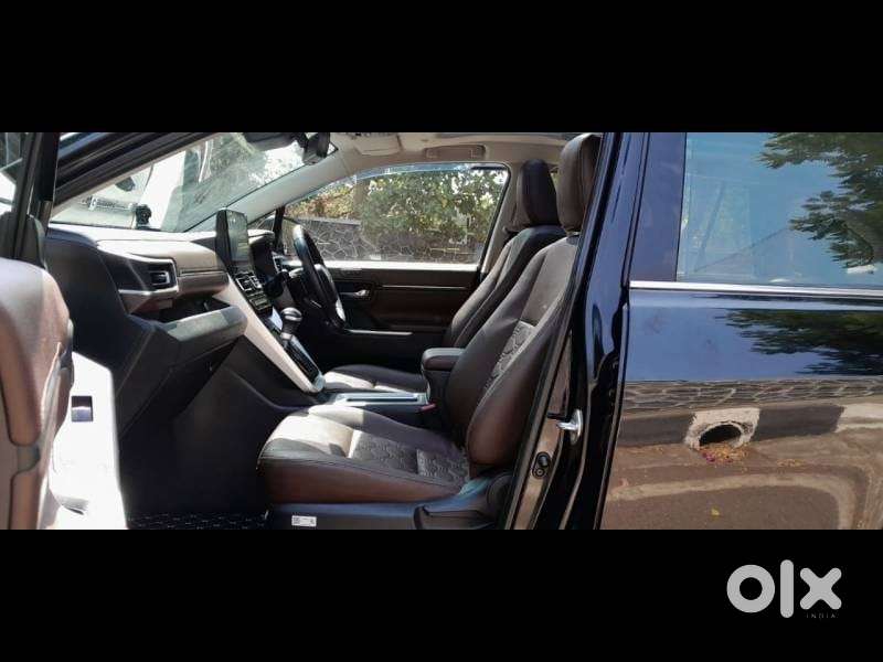 Toyota Innova Hycross 2.0 Zx (o) Hybrid 7 Str, 2023, Petrol