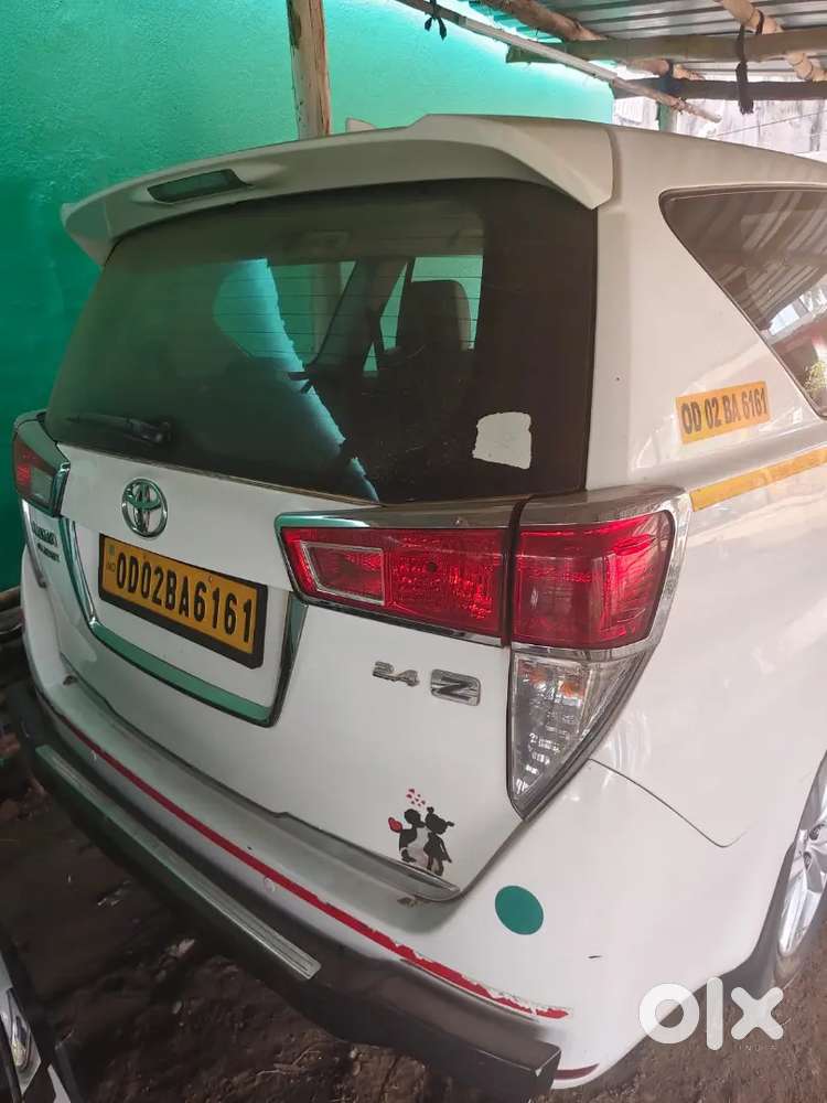 Toyota Innova Crysta 2019