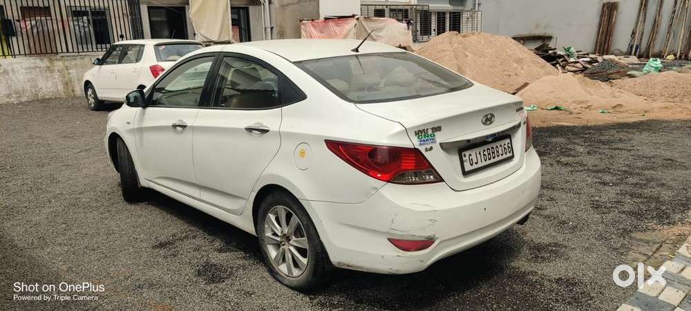 Hyundai Petrol Car 2013