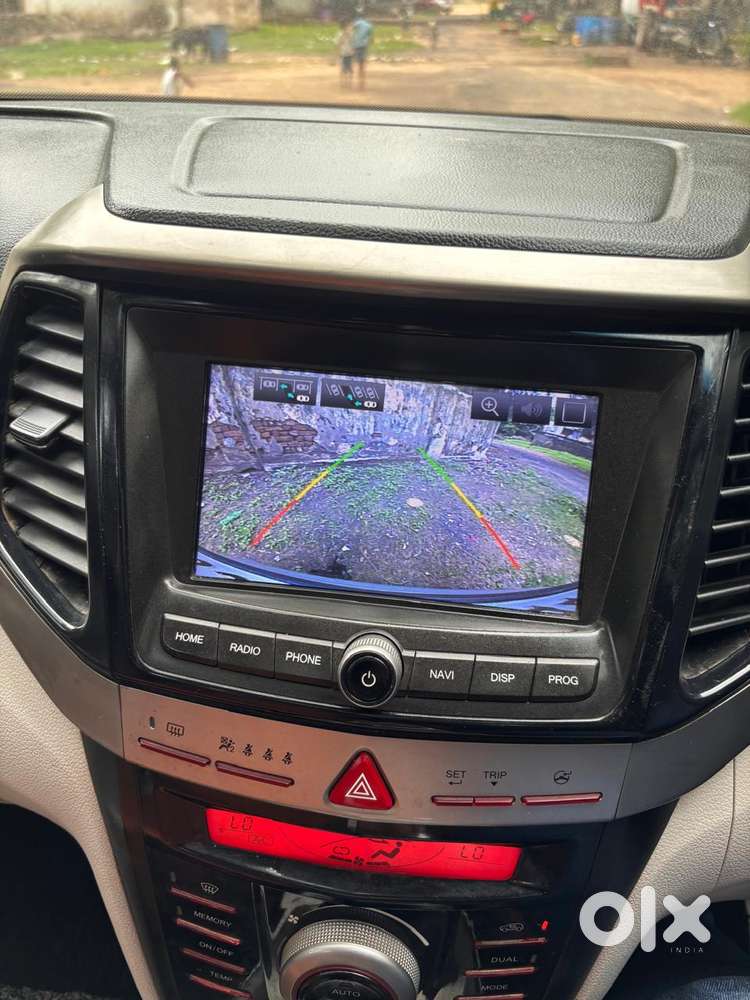 Mahindra Xuv300 W8 Option, 2019, Cng & Hybrids