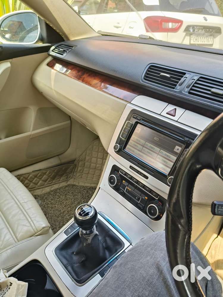 Volkswagen Passat Trendline Manual, 2010, Petrol