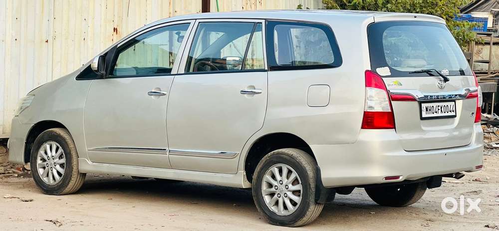 Toyota Innova 2.5 V 8 Str, 2012, Diesel