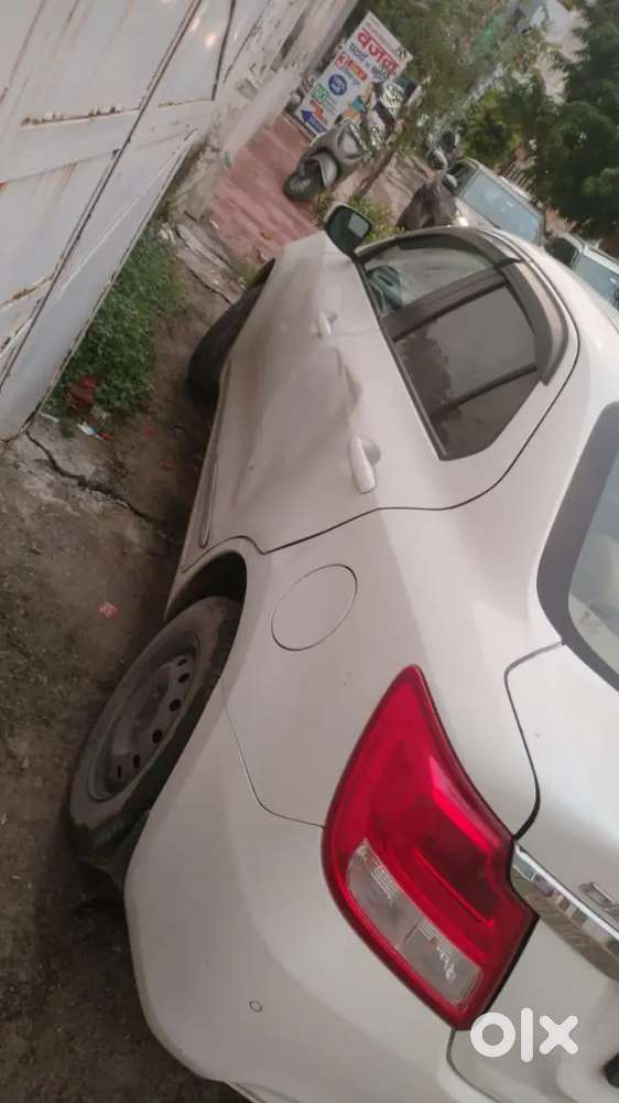Swift Desire White