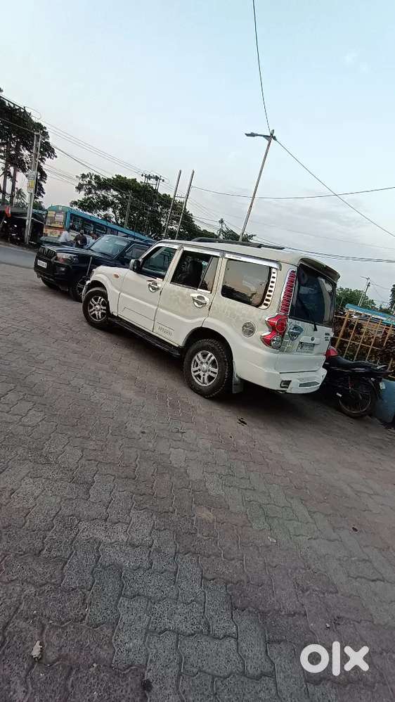 Mahindra Scorpio 2011 Diesel Manual