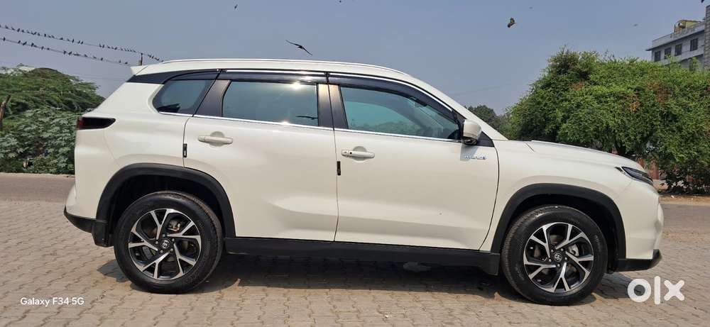 Toyota Urban Cruiser Hyryder 1.5 V Hybrid, 2024, Petrol