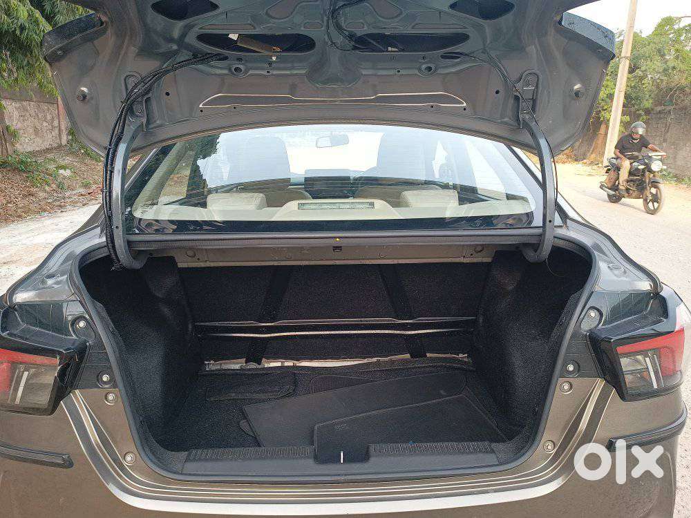 Maruti Suzuki Dzire 1.2 Vxi, 2025, Petrol
