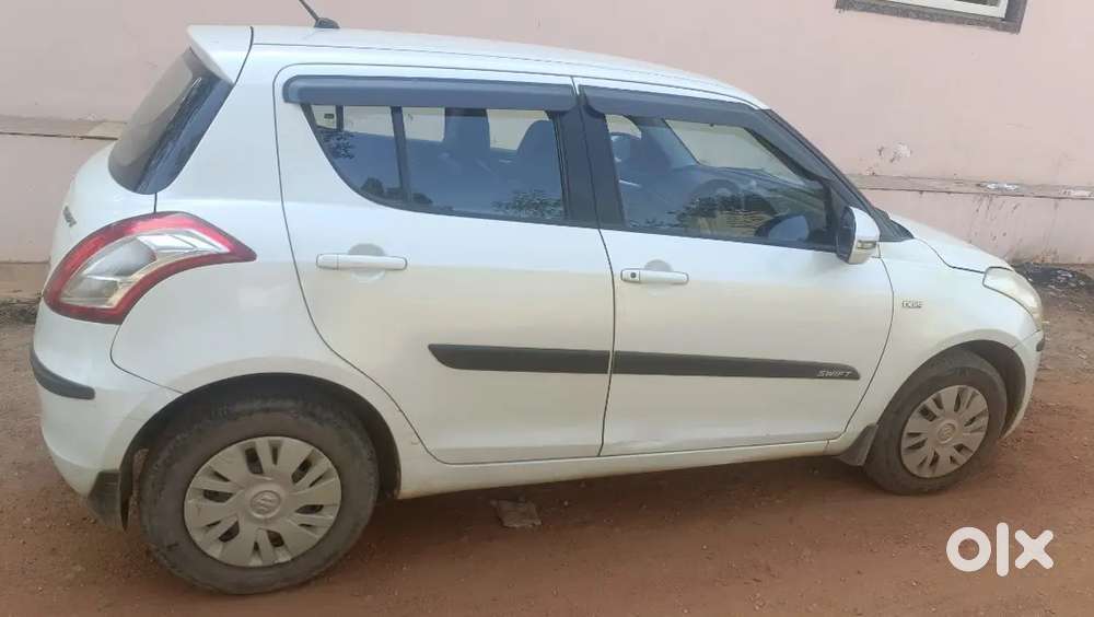 Maruti Suzuki Swift 2012