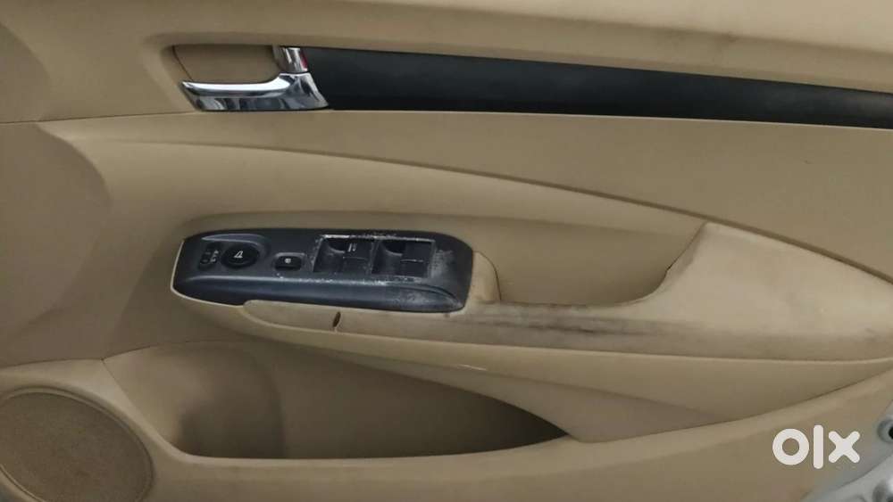 Honda City V Mt, 2013, Petrol