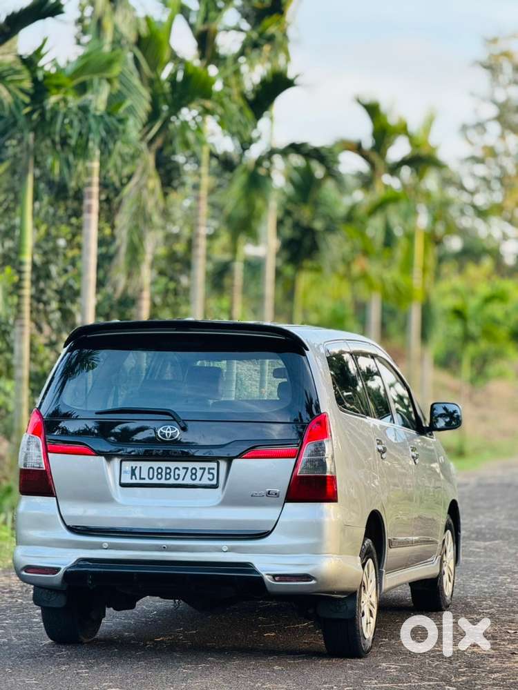 Toyota Innova 2015 Diesel 127000 Km Driven