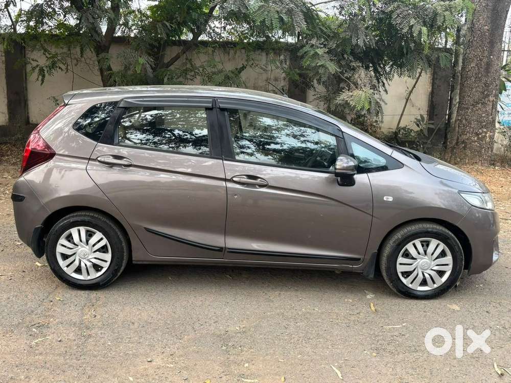 Honda Jazz 2017 Diesel 142000 Km Driven With Service Record