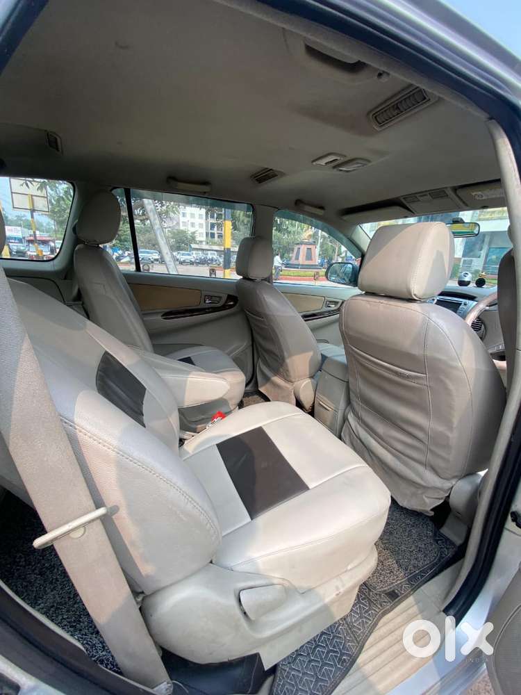 Toyota Innova 2.5 V 7 Str, 2012, Diesel