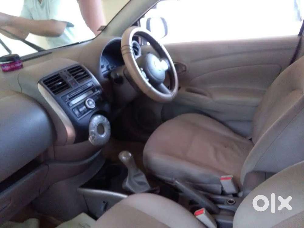 Nissan Sunny 2012 Diesel 182000 Km Driven