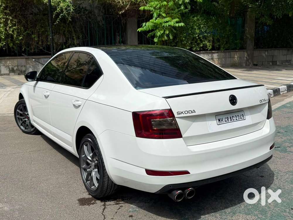 Skoda Octavia Elegance 1.8 Tsi At, 2015, Petrol